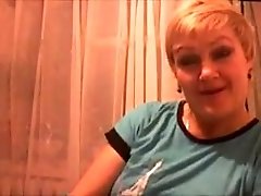 Hot 45 yo Russian mature Larisa play in skype